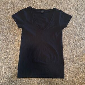 Banana Republic black‎ stretch tee short sleeve detail- V Neck- Medium